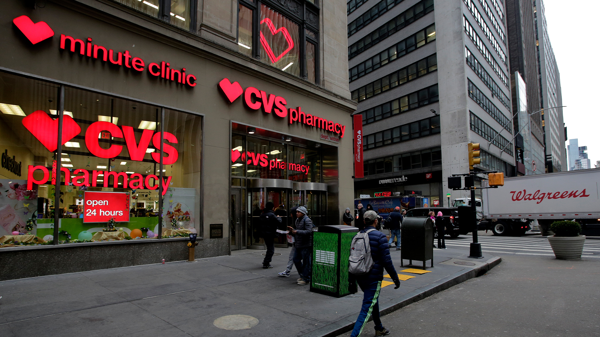 CVS e Walgreens inizieranno a fornire prescrizioni per la pillola abortiva mifepristone